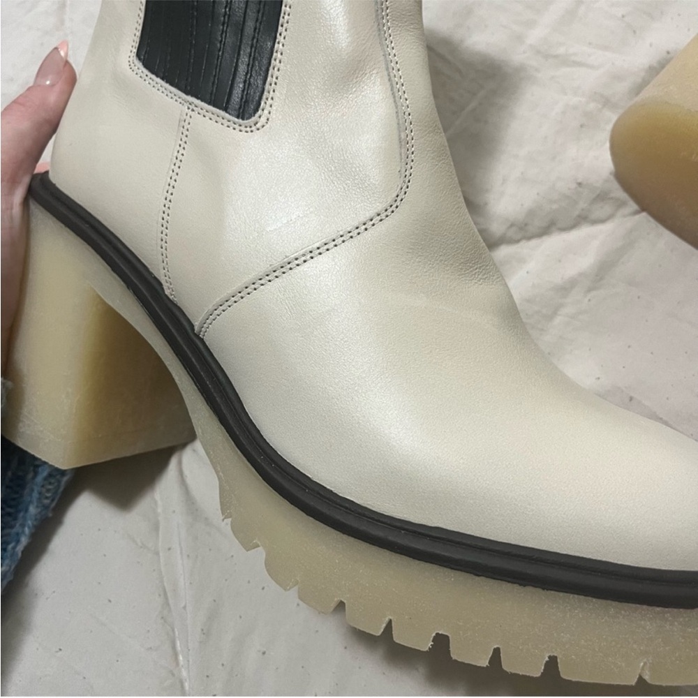 Free People Women’s James Chelsea Chunky Platform Boots White Black Size 9 - Picture 12 of 16